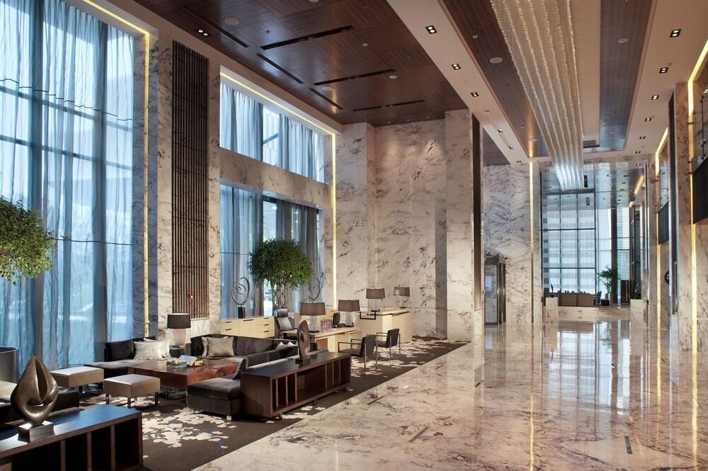Renaissance Caohejing Hotel