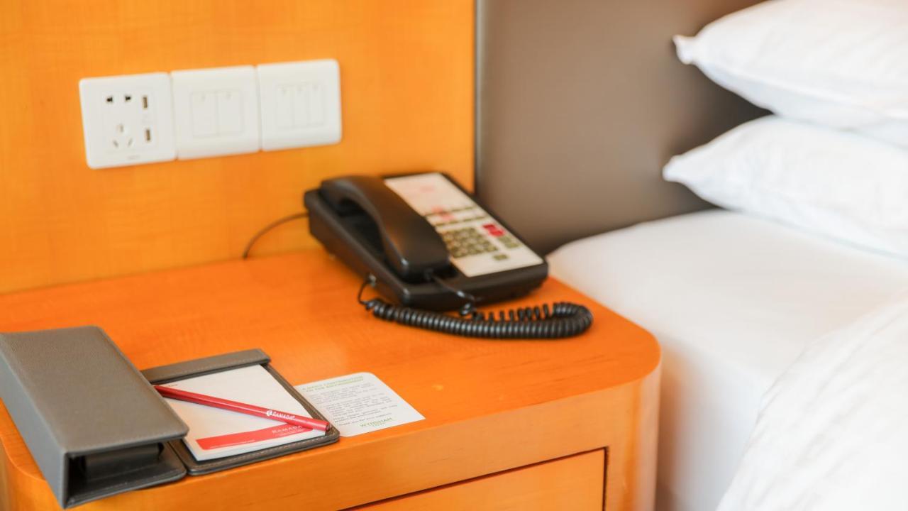 Hotel Ramada Plaza Pudong Airport - A Journey Starts At The Pvg Airport 4*