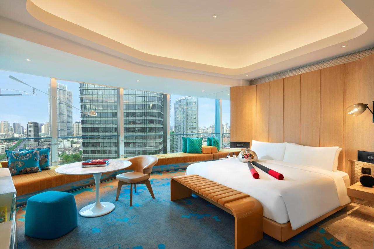 W - The Bund Hotel 5*