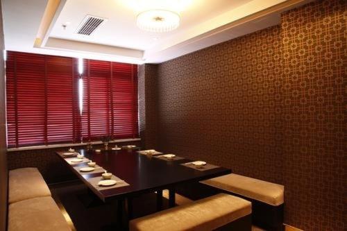 Hotel Yangkun Huafu International 4*