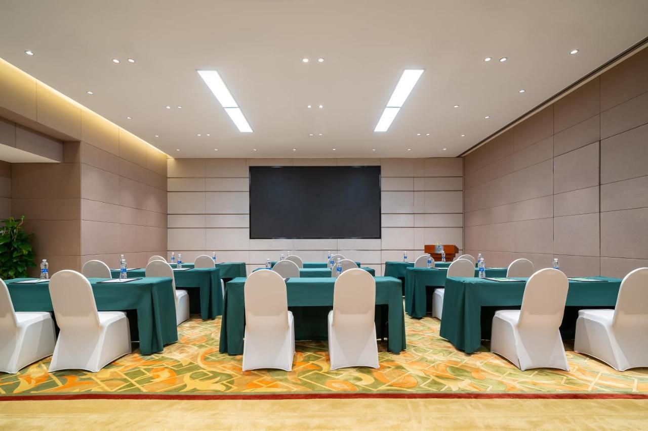 Hongqiao By Ihg 4*