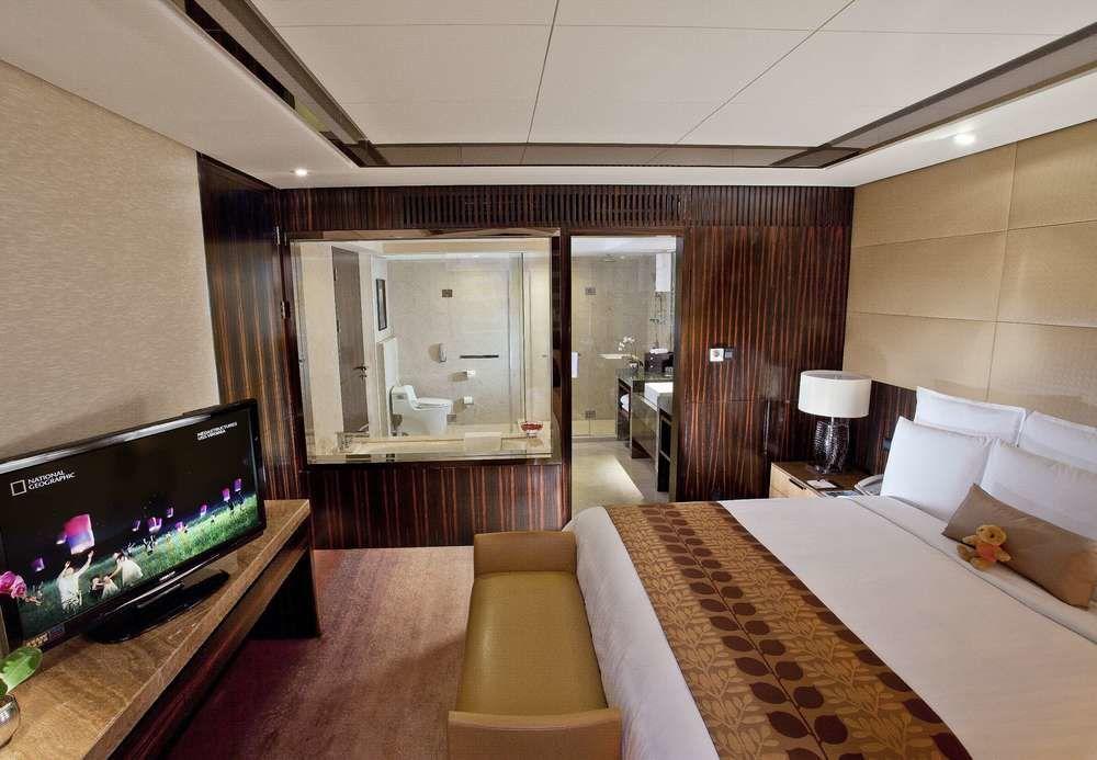 Courtyard By Marriott Pudong Hotel 4*