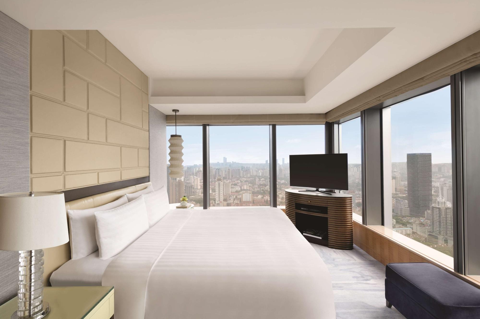 Hotel Jing An Shangri-la,