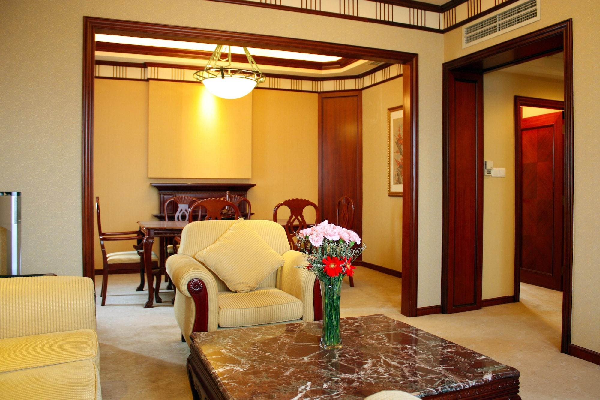 Jin Jiang Park 4*
