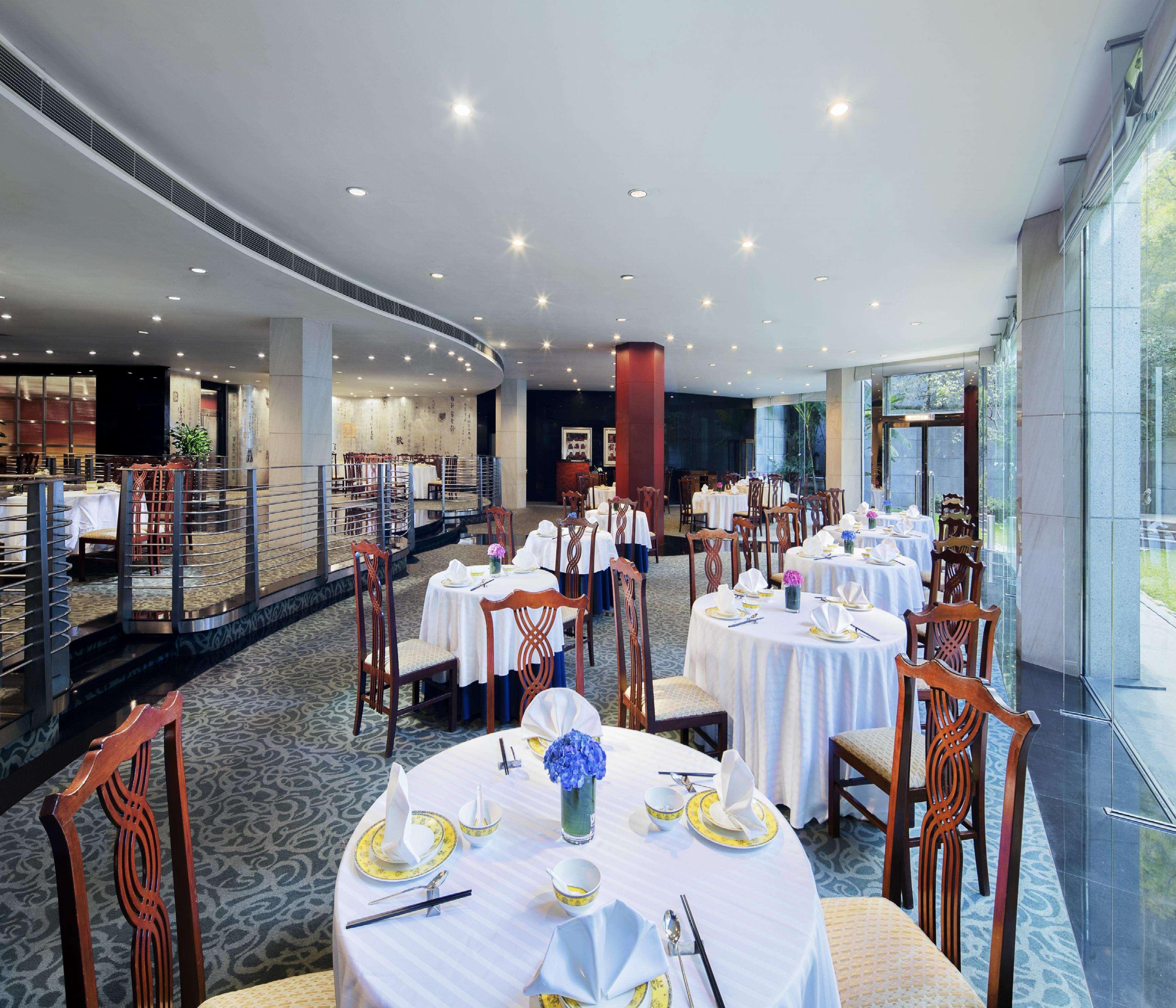 Hotel Doubletree By Hilton Pudong - Present Welcome Cookie Shanghai