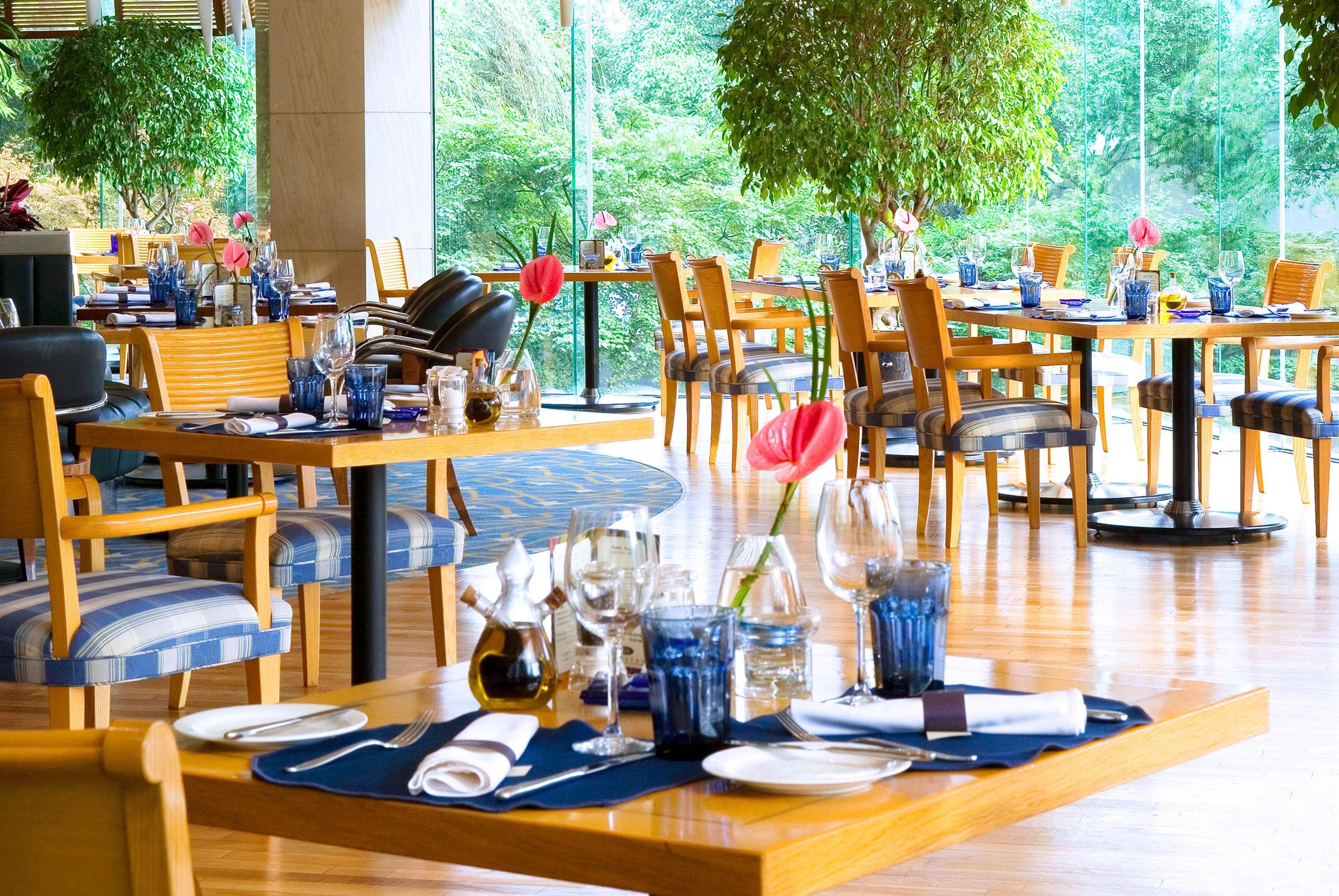 Doubletree By Hilton Pudong - Present Welcome Cookie 5* Shanghai