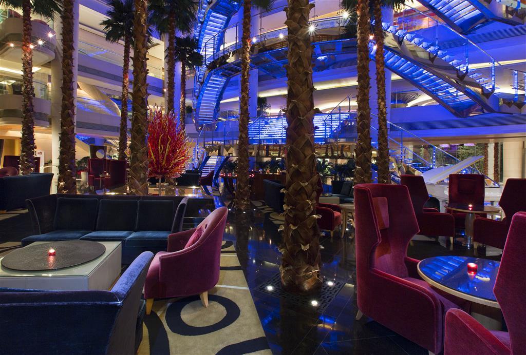 The Westin Bund Center, Otel 5*