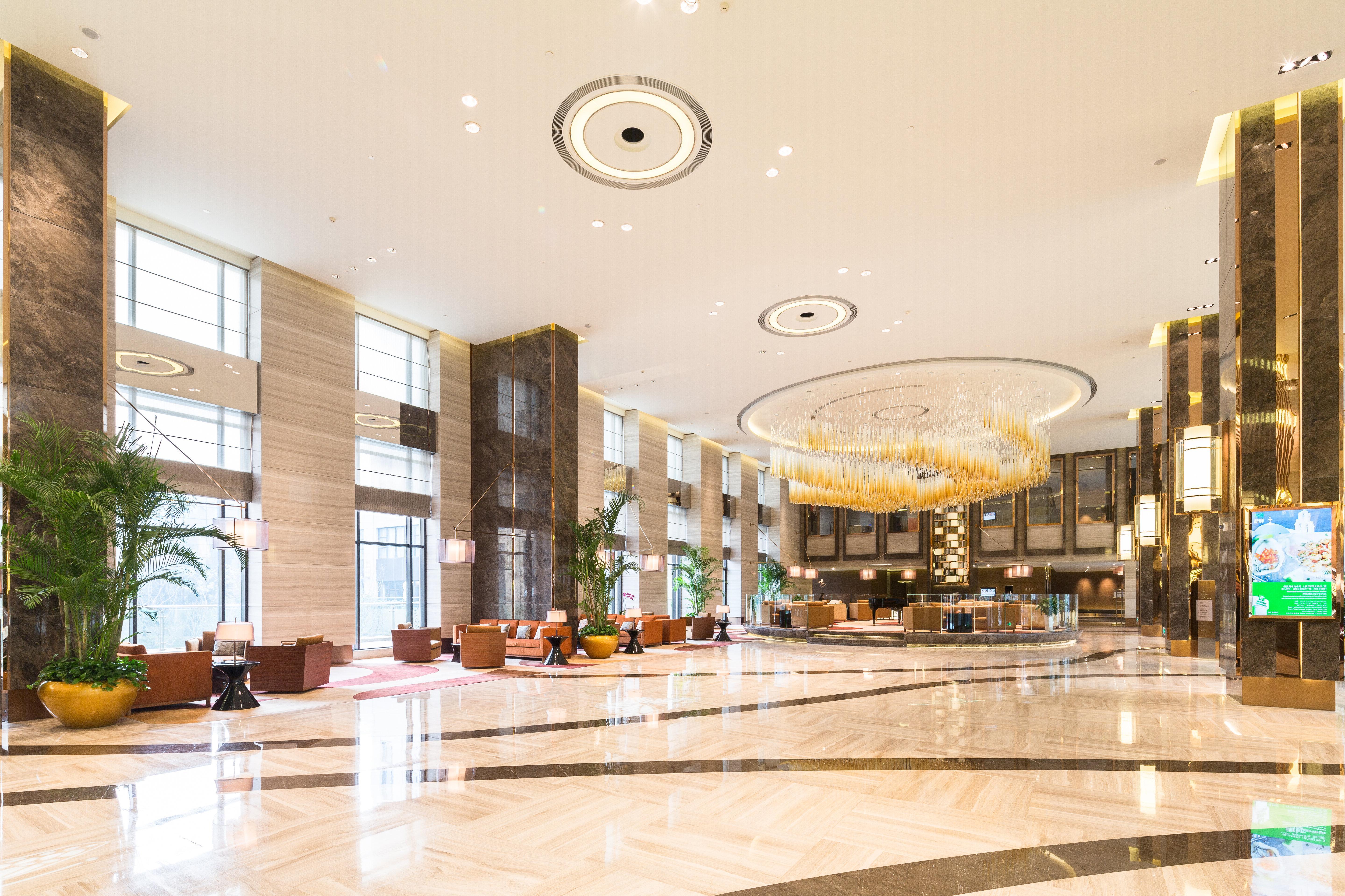 Otel Hongqiao By Ihg 5*