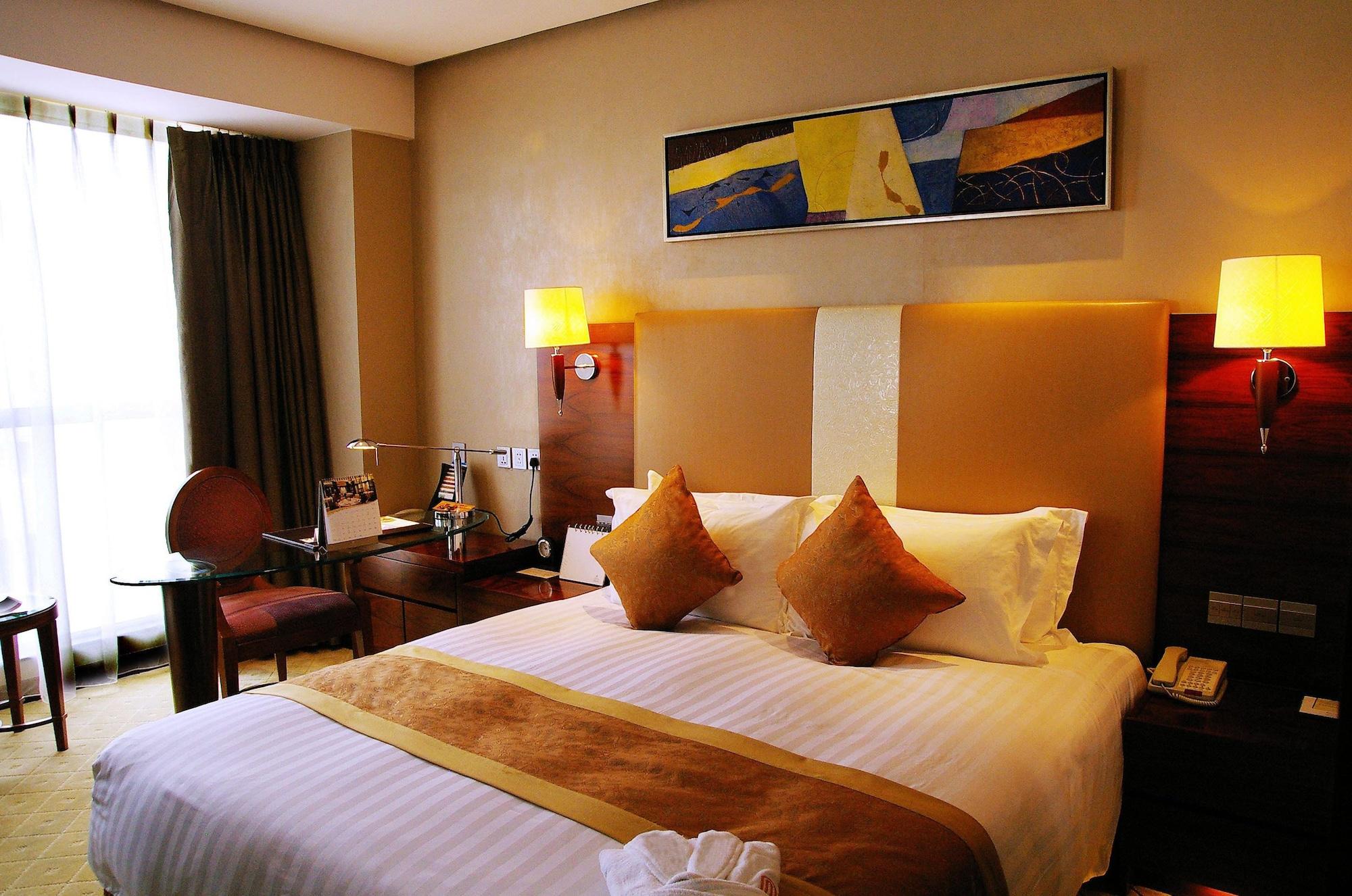 Regal Jinfeng 4*
