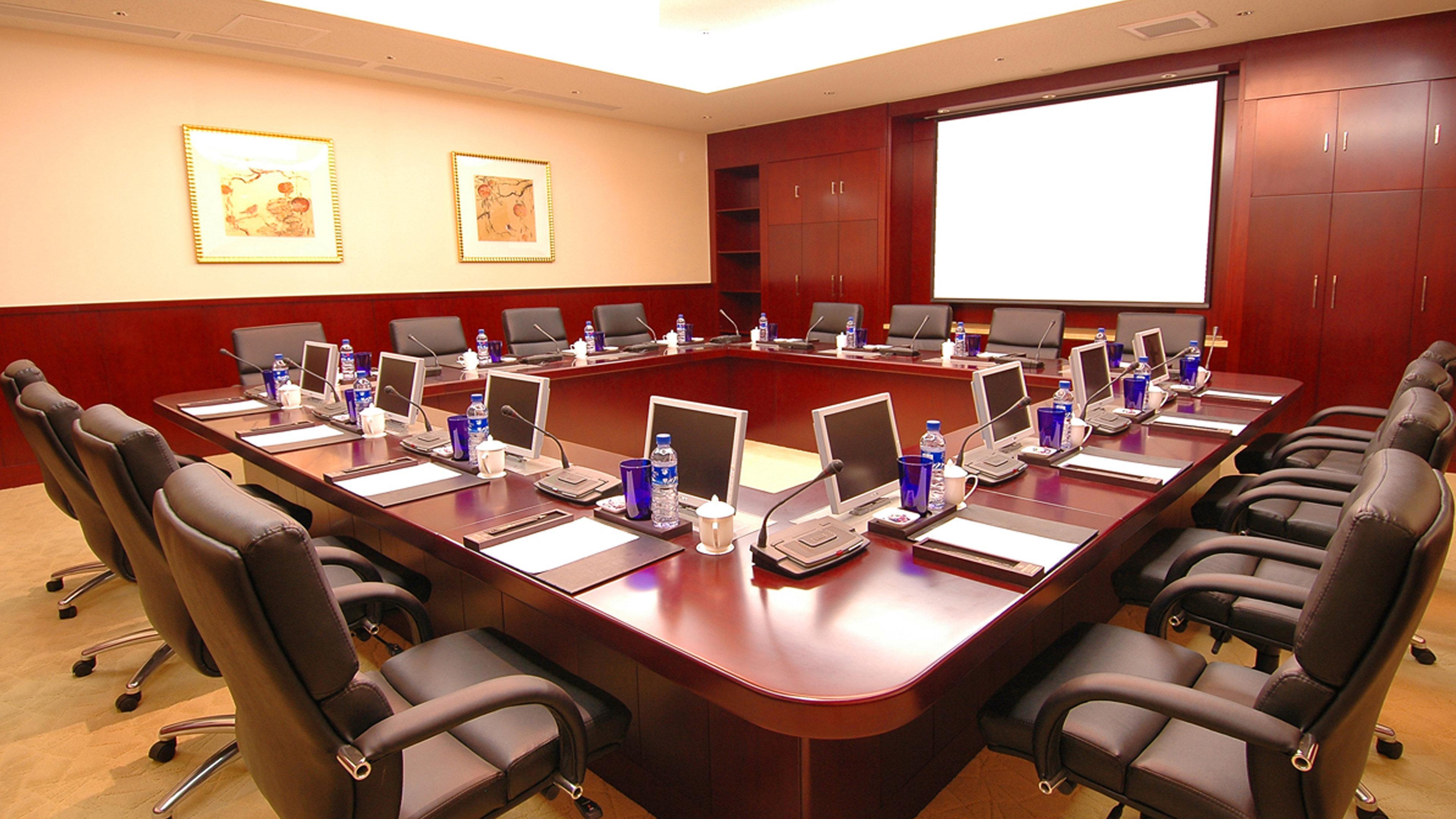 Hotel Crowne Plaza Pudong 5*