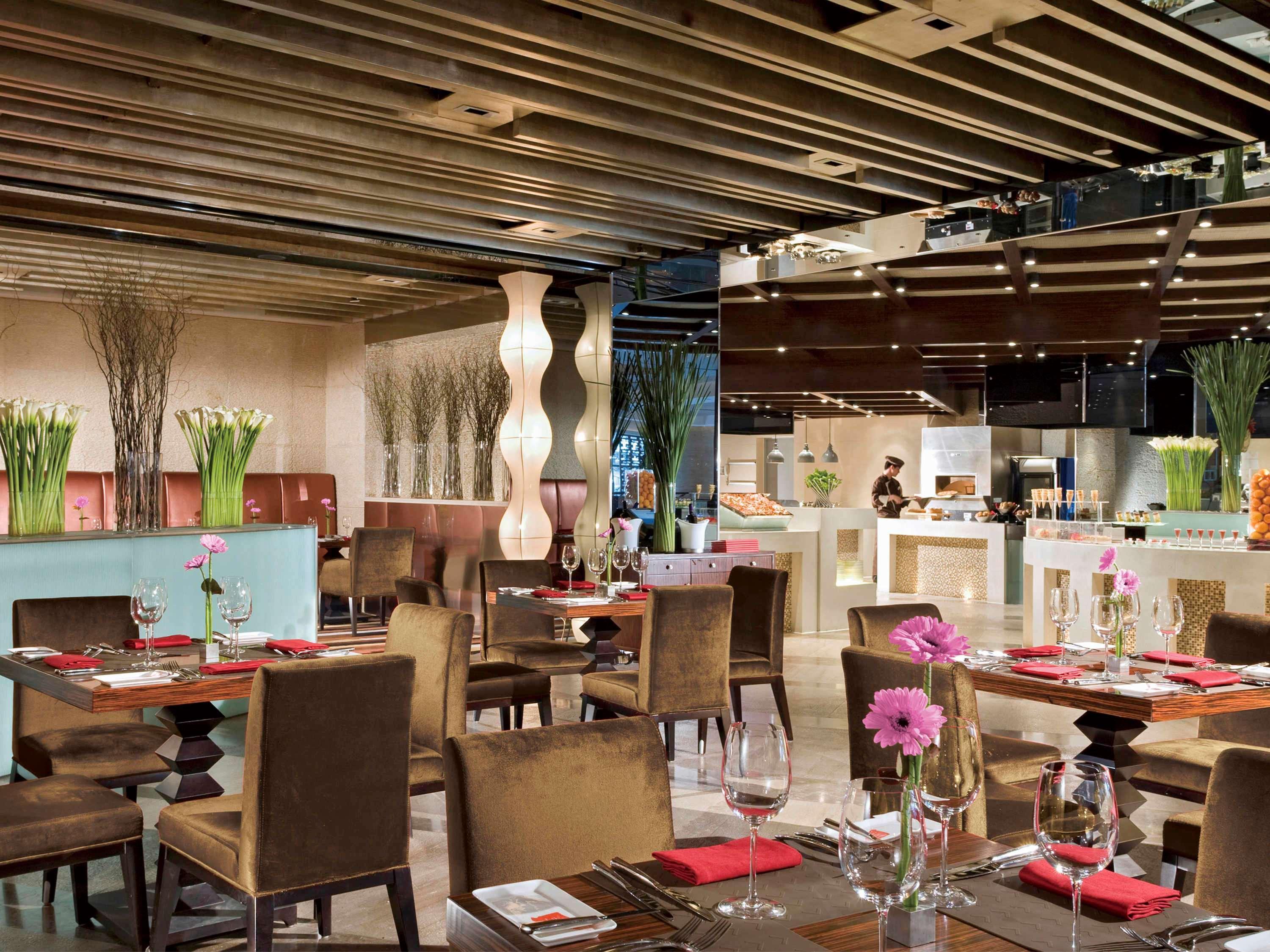 Swissotel Grand Hotel 5*