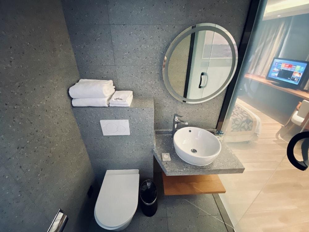 Zte Hotel