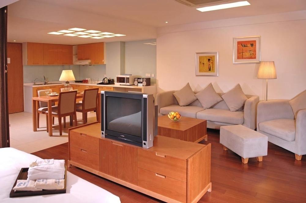 Gloria Plaza Kangqiao