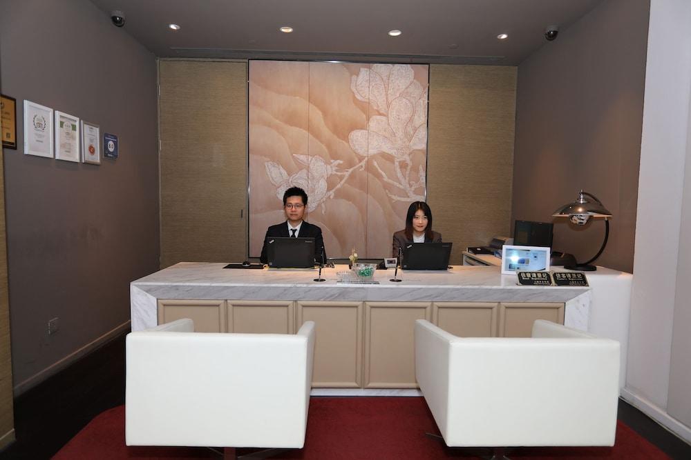 Metropolo Dahua Hotel 4*