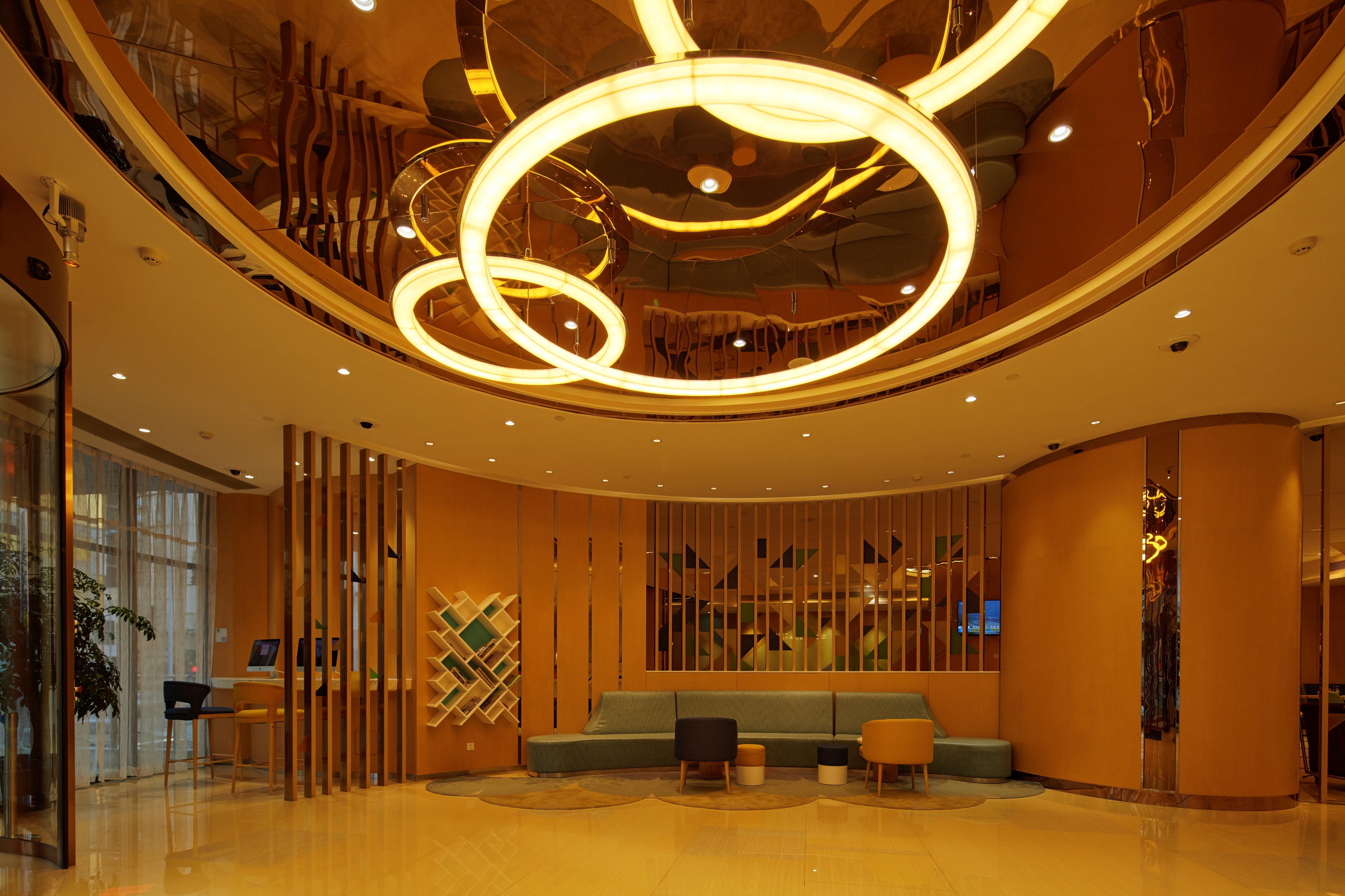 Express Zhenping By Ihg Otel