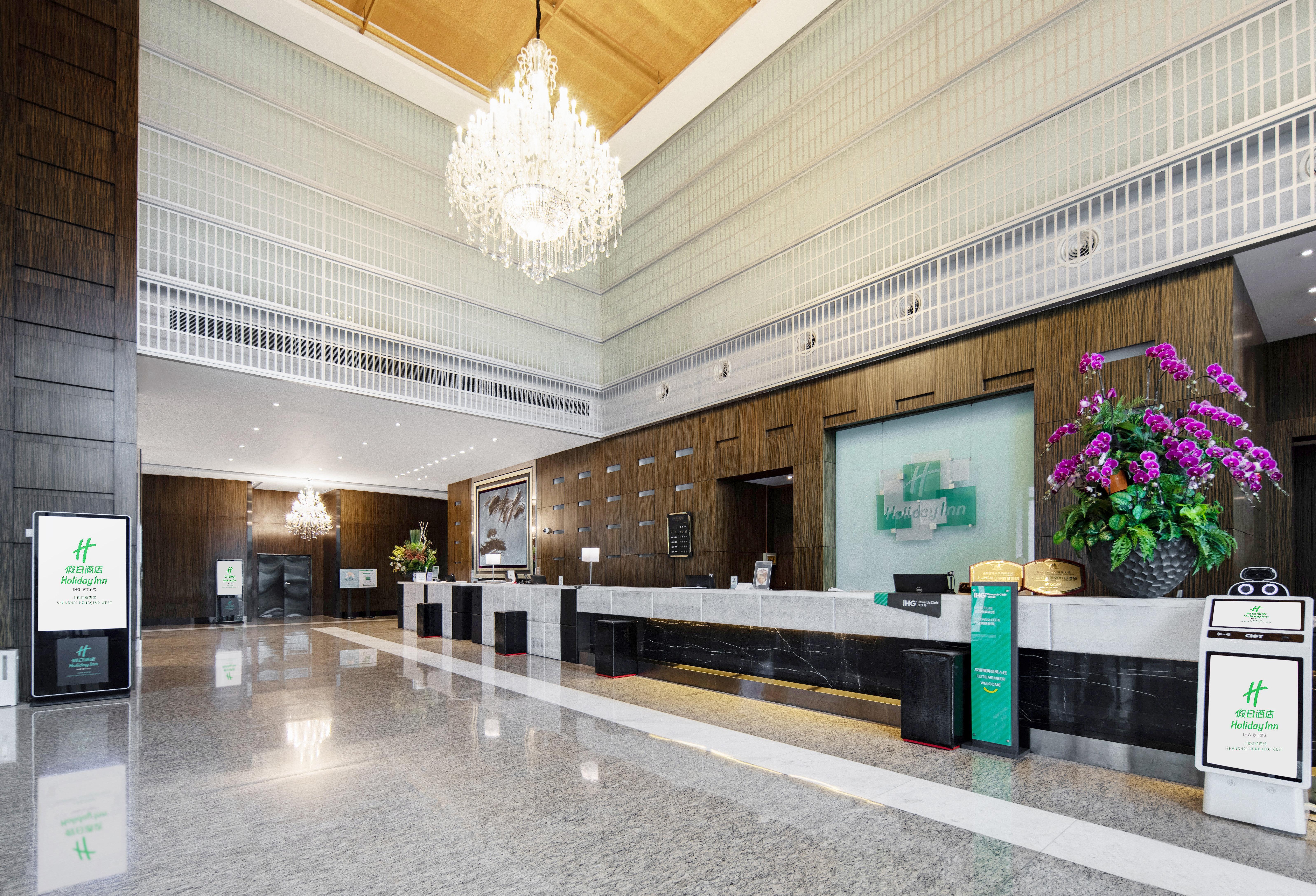 Holiday Hongqiao West By Ihg