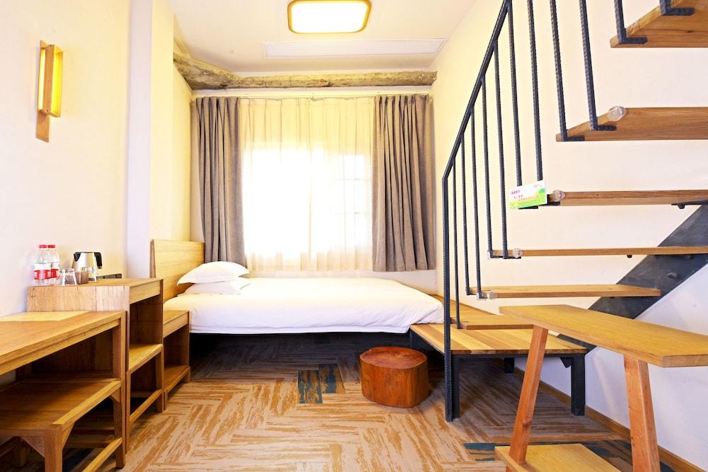 Ramada Encore By Wyndham Pudong Airport Hotel