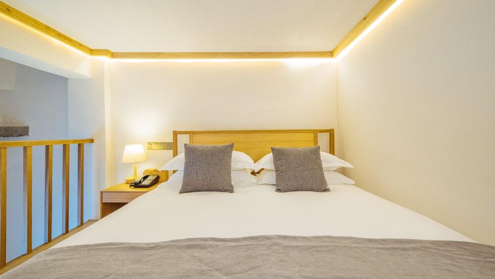 Ramada Encore By Wyndham Pudong Airport