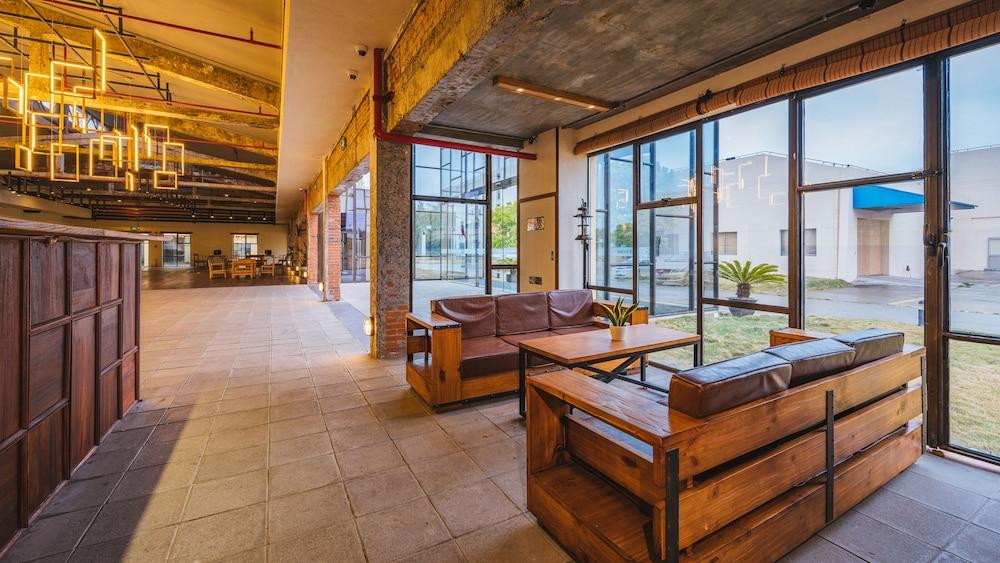 Ramada Encore By Wyndham Pudong Airport