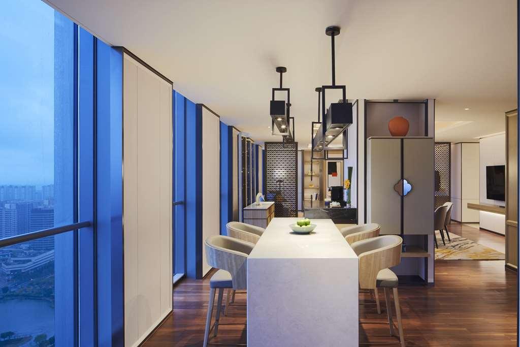 Hyatt Regency Shanghai