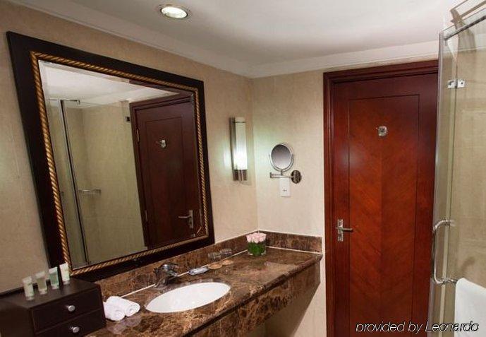 Courtyard By Marriott Pudong Hotel Shanghai