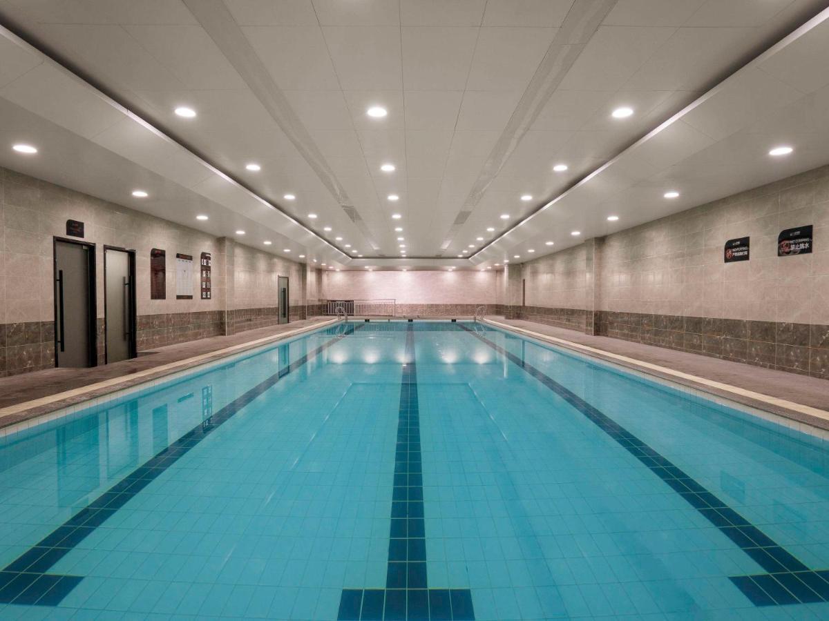 Novotel Hongqiao Exhibition Hotel 4*