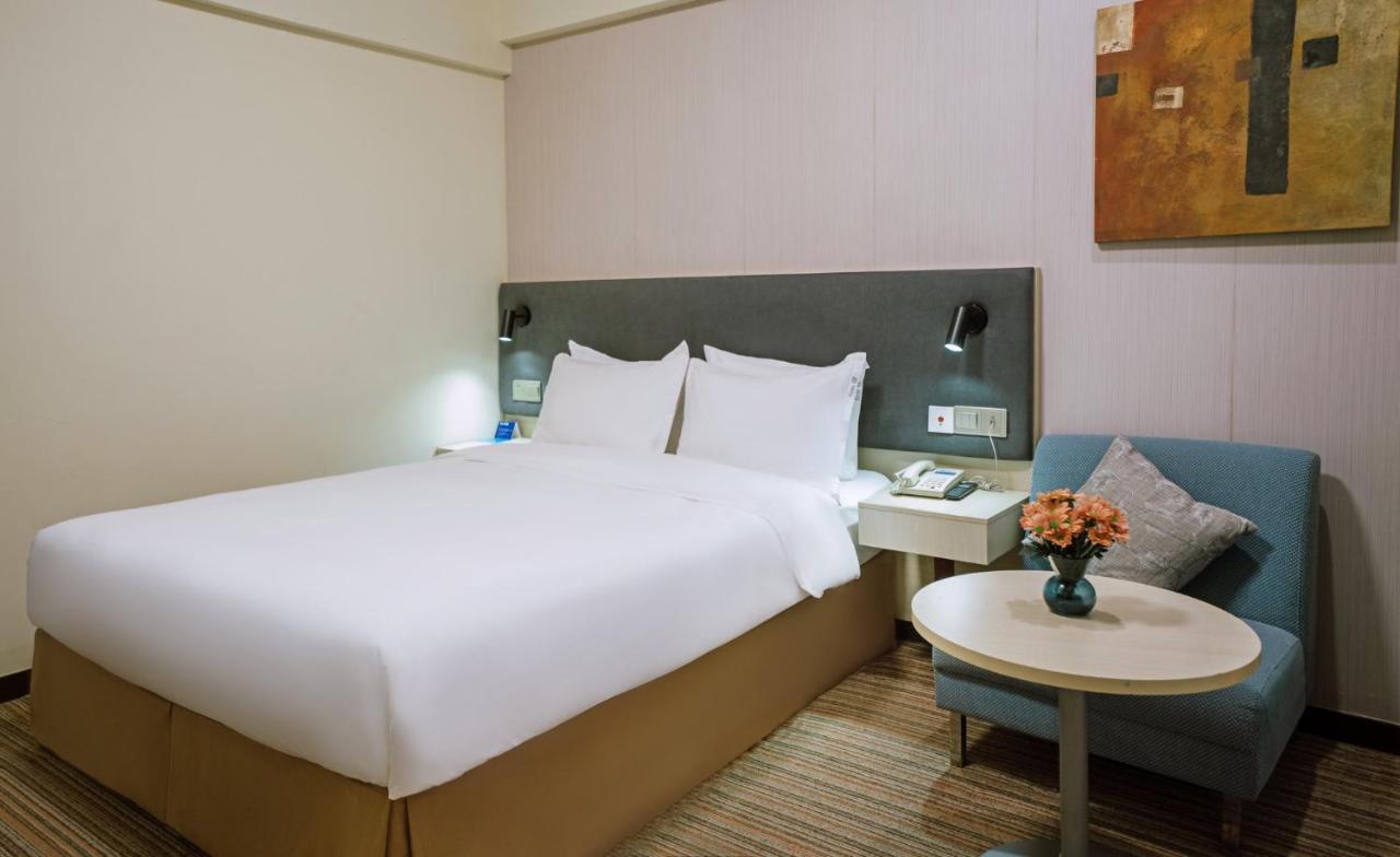 Holiday Express Putuo By Ihg Hotel 3*