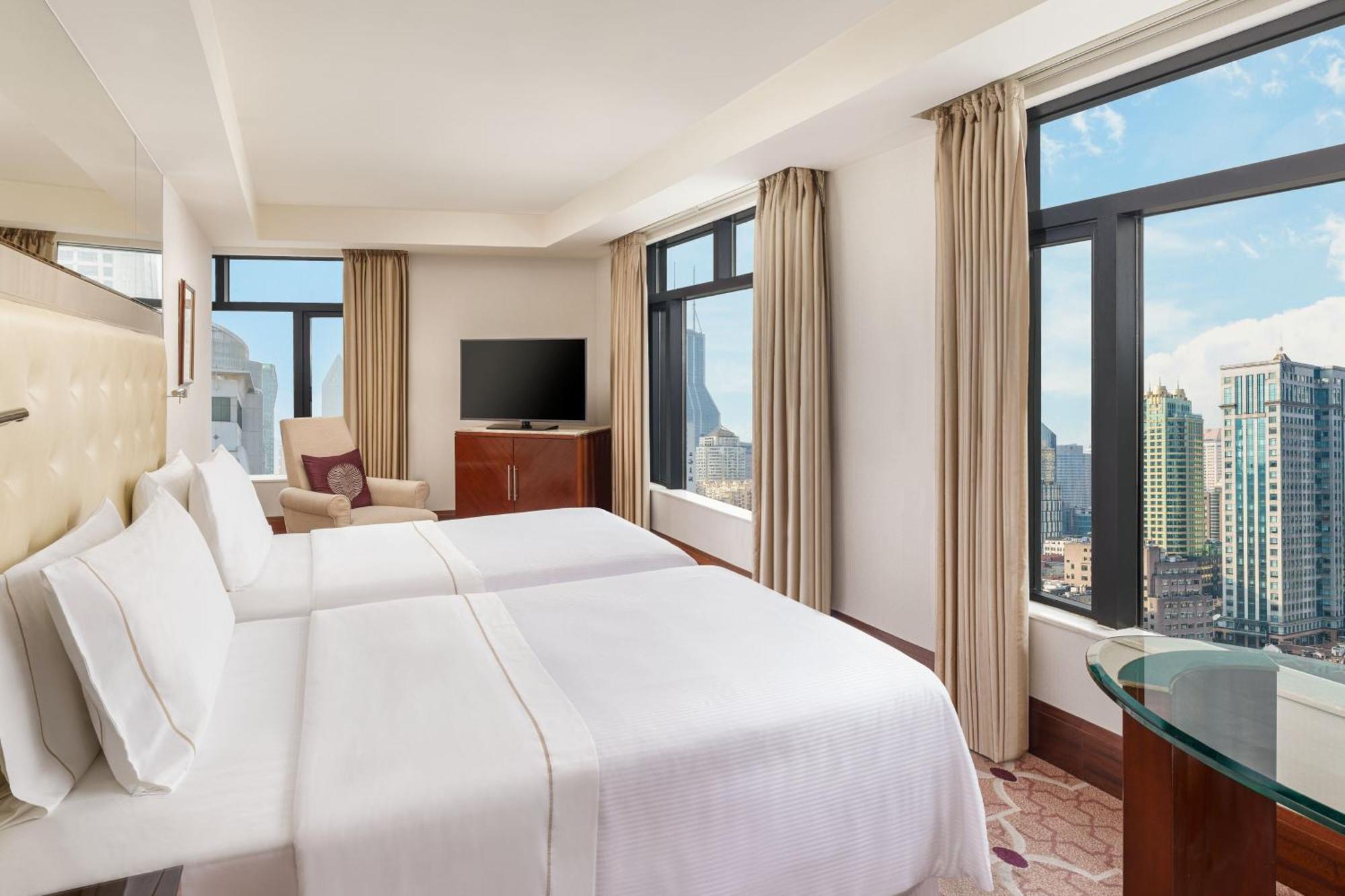 The Westin Bund Center, Hotel