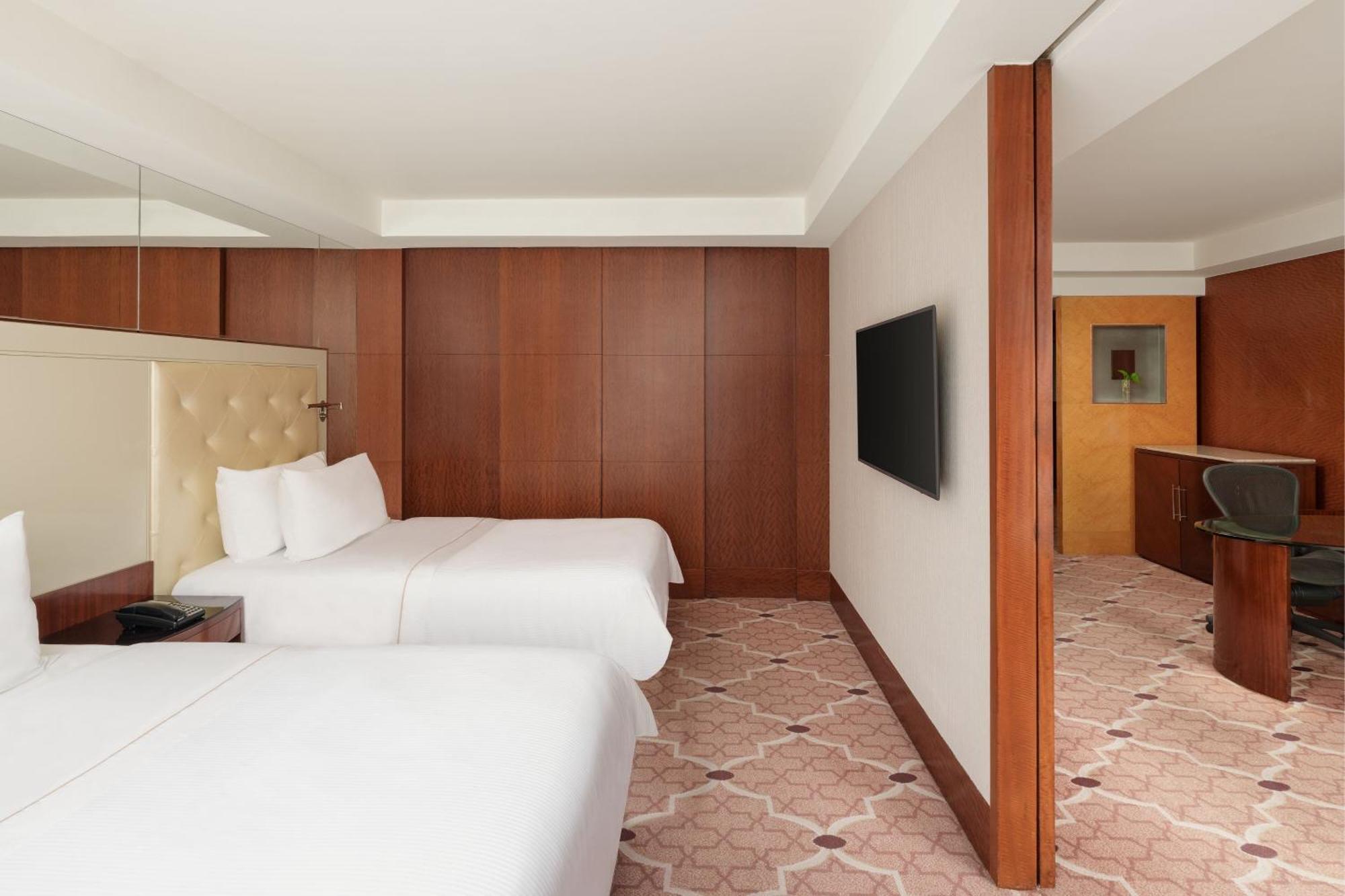 Otel The Westin Bund Center,