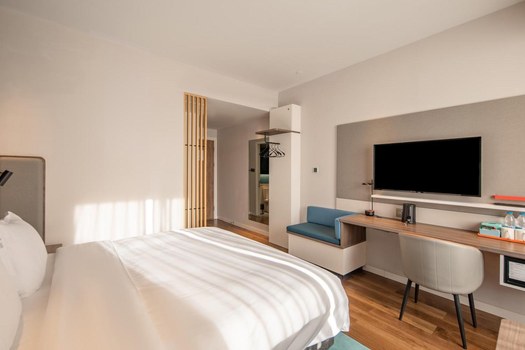 Express Jiading New By Ihg Hotel