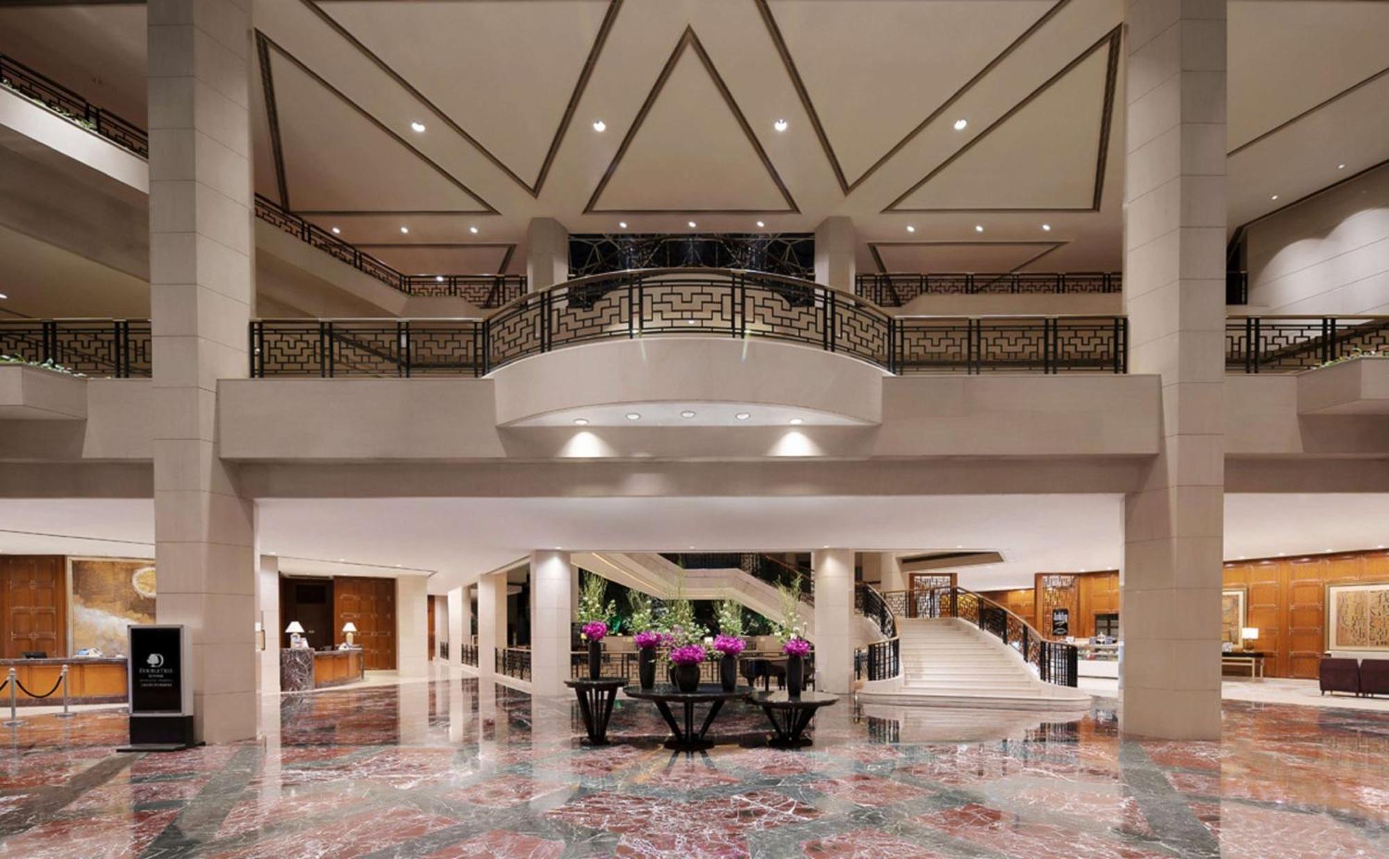 Doubletree By Hilton Pudong - Present Welcome Cookie Hotel