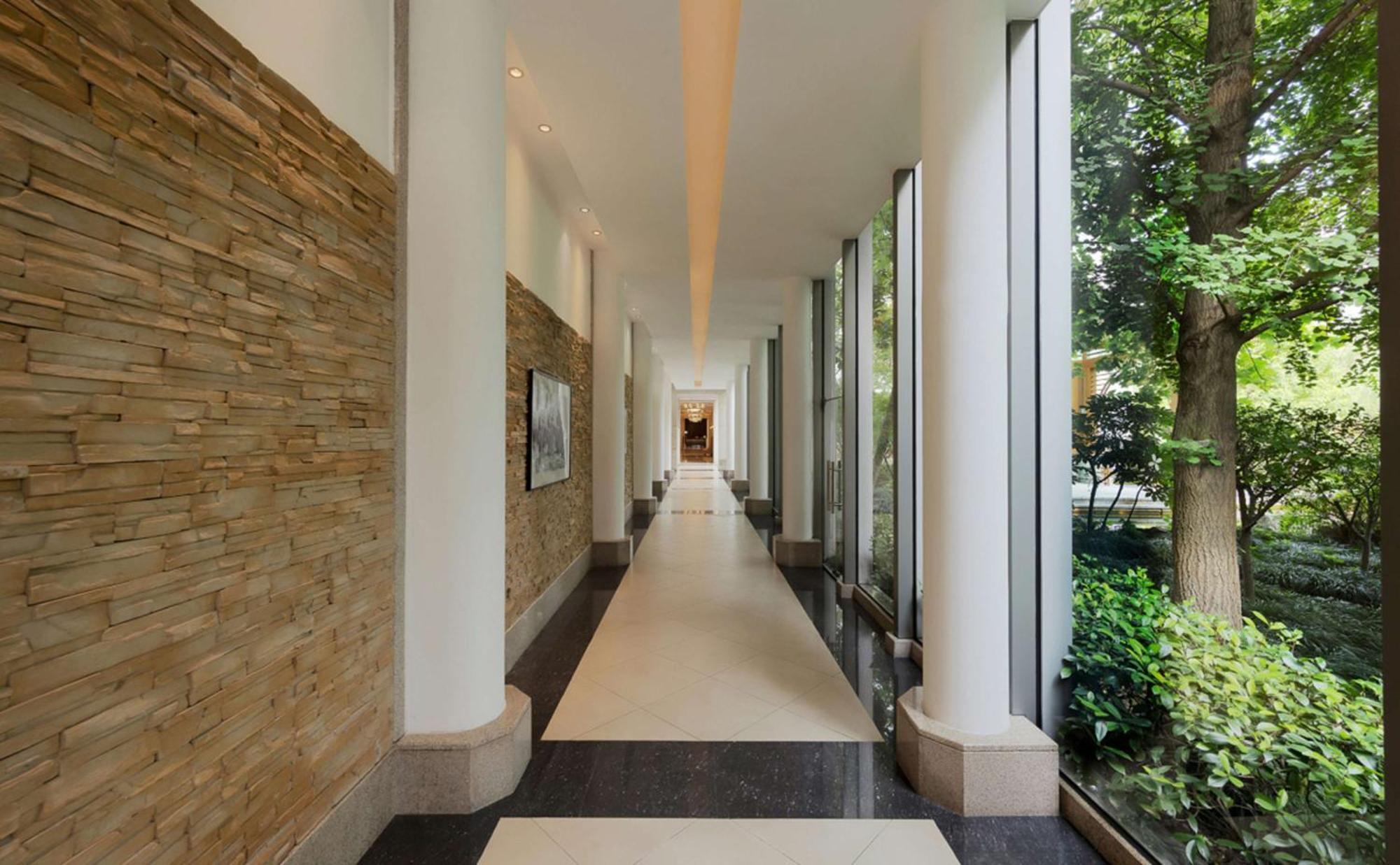 Hotel Doubletree By Hilton Pudong - Present Welcome Cookie Shanghai