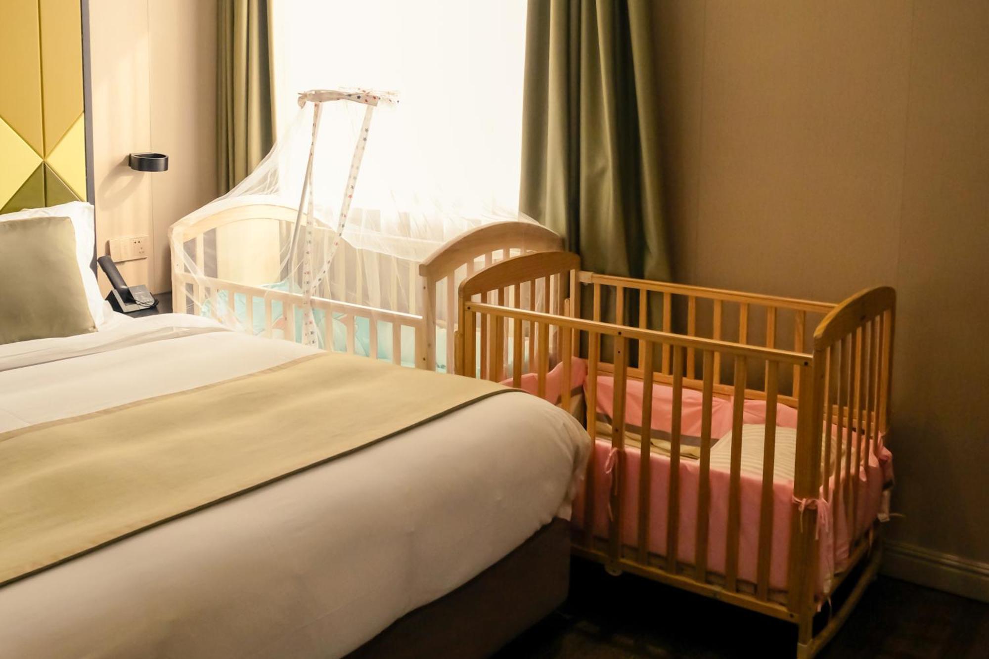 Shanghai-deco Hotel-free Shuttle Bus To Pudong Airport And Disneyland 4*