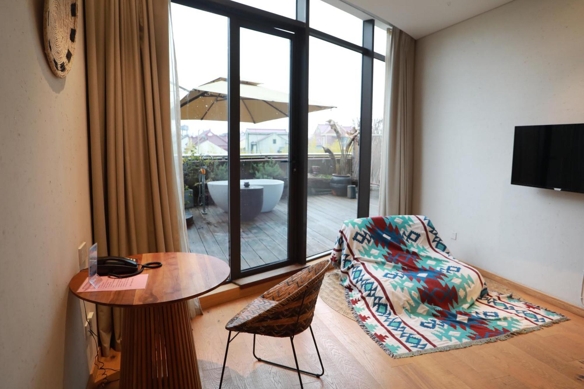 Manli Hotel Shanghai Pudong Airport Branch -Provide Free Shuttle Buses To Pudong Airport And Disneyland Shanghai