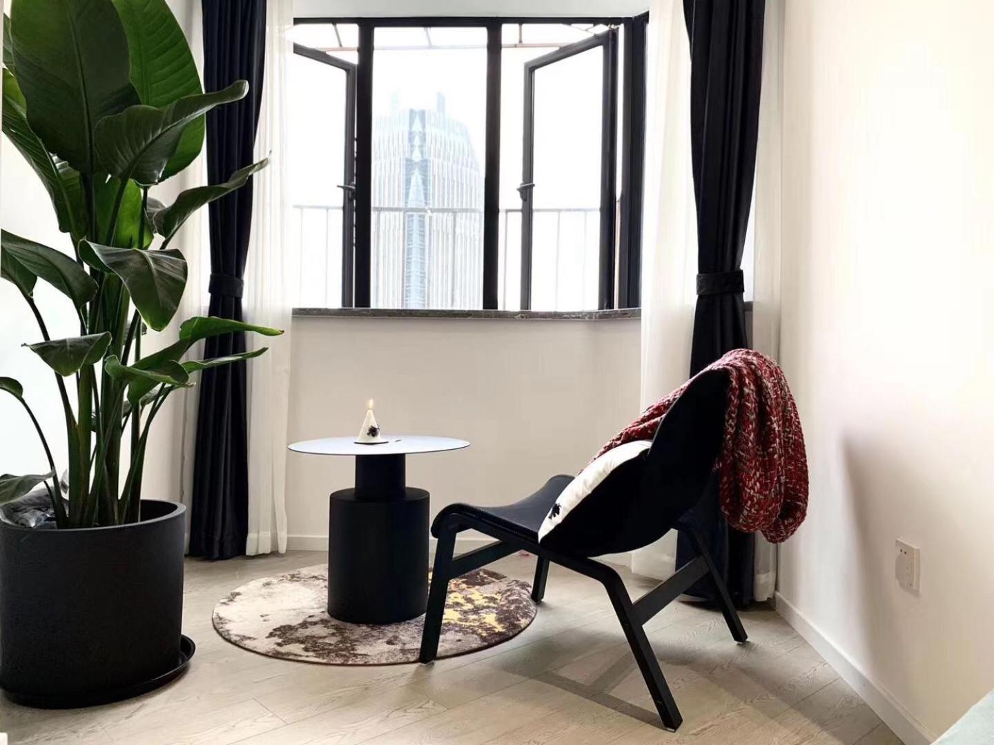 Eastern Hub - Jing'an Temple Branch Stylish 3-bedroom In Bustling Area, Surrounded By Trendy Bistro And Bar Street, Only 100m From Subway Apartamento