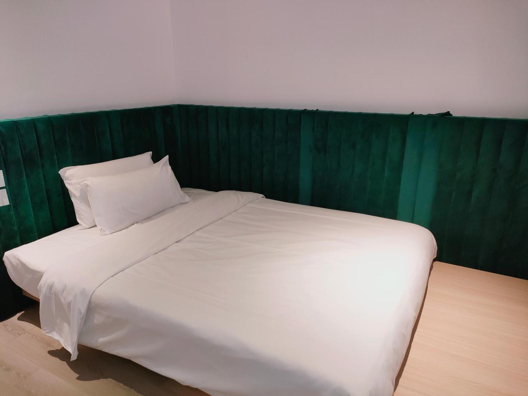 Ange - Next To Longyang Road Subway Station, Near New Internatonal Expo Center 2* Shanghai