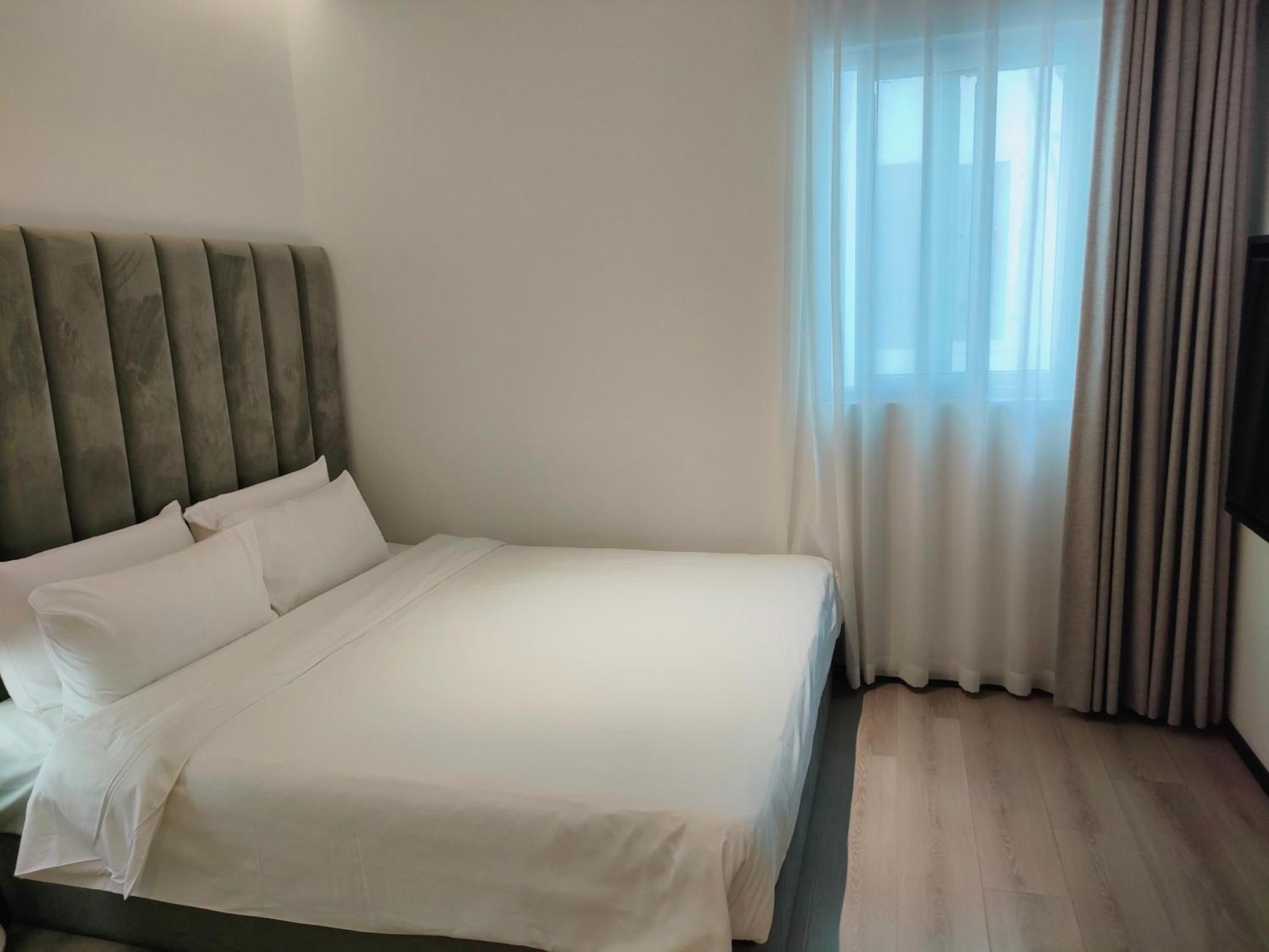 Hotel Ange - Next To Longyang Road Subway Station, Near New Internatonal Expo Center Shanghai