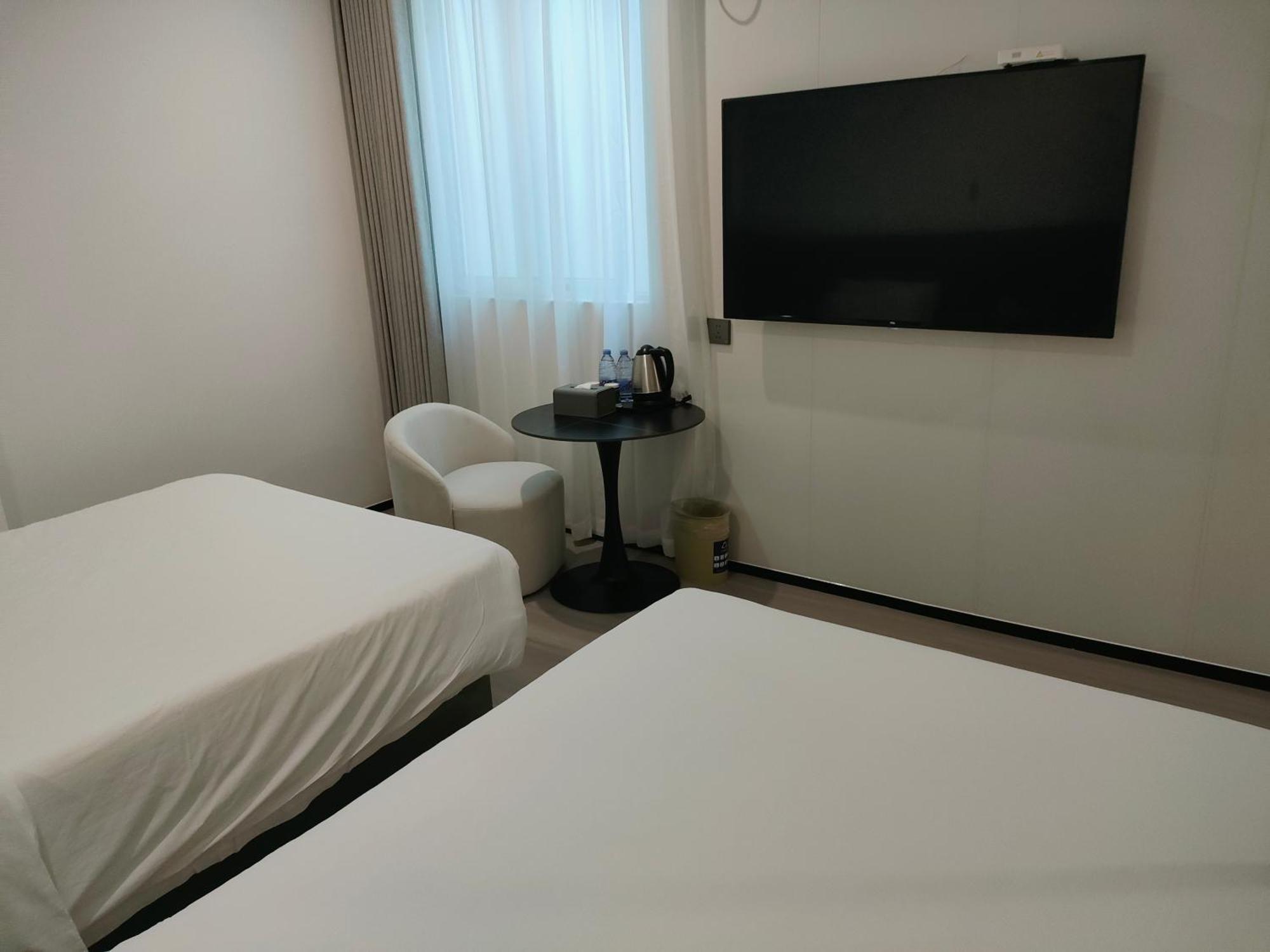 Ange - Next To Longyang Road Subway Station, Near New Internatonal Expo Center Hotel Shanghai