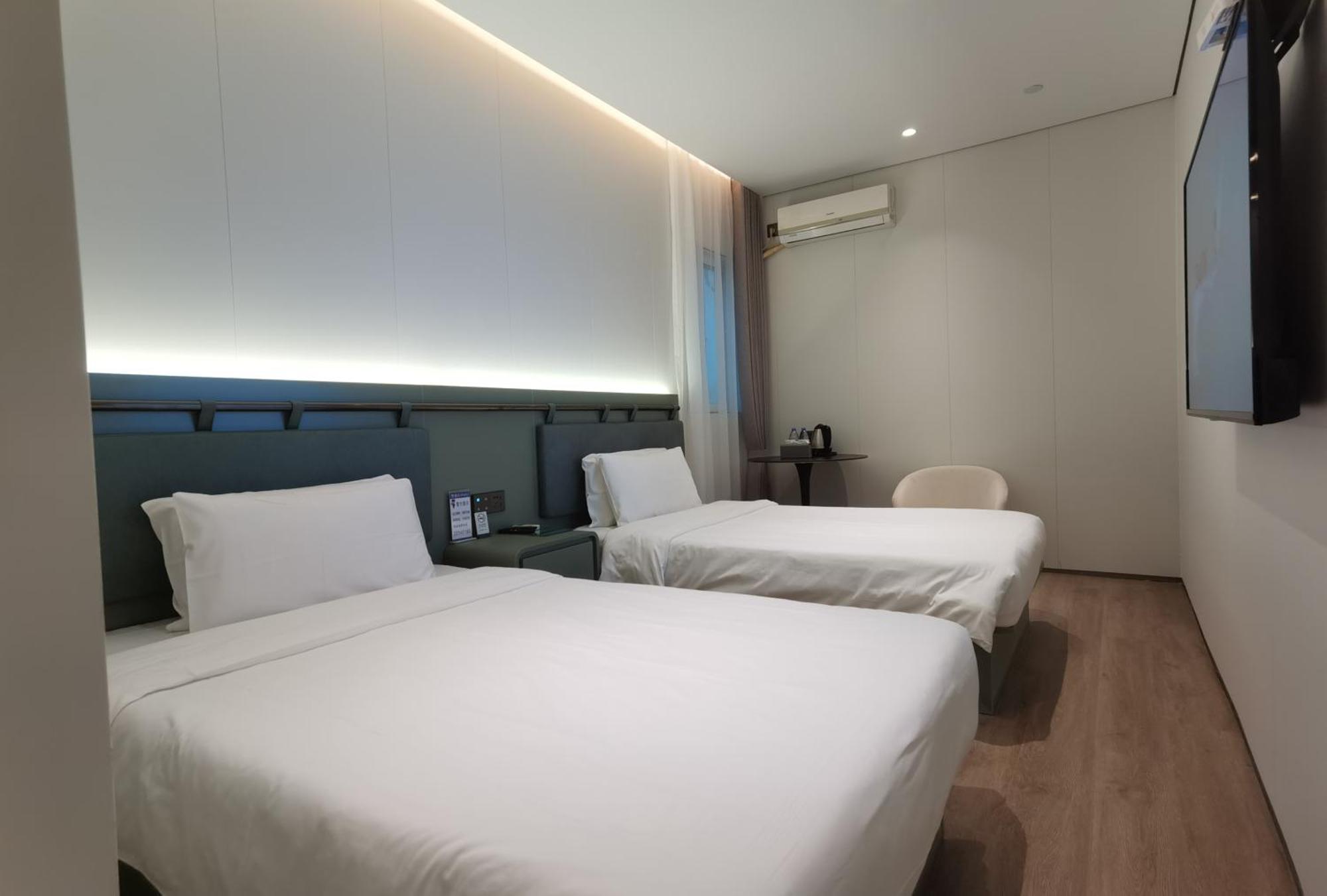 Hotel Ange - Next To Longyang Road Subway Station, Near New Internatonal Expo Center Shanghai