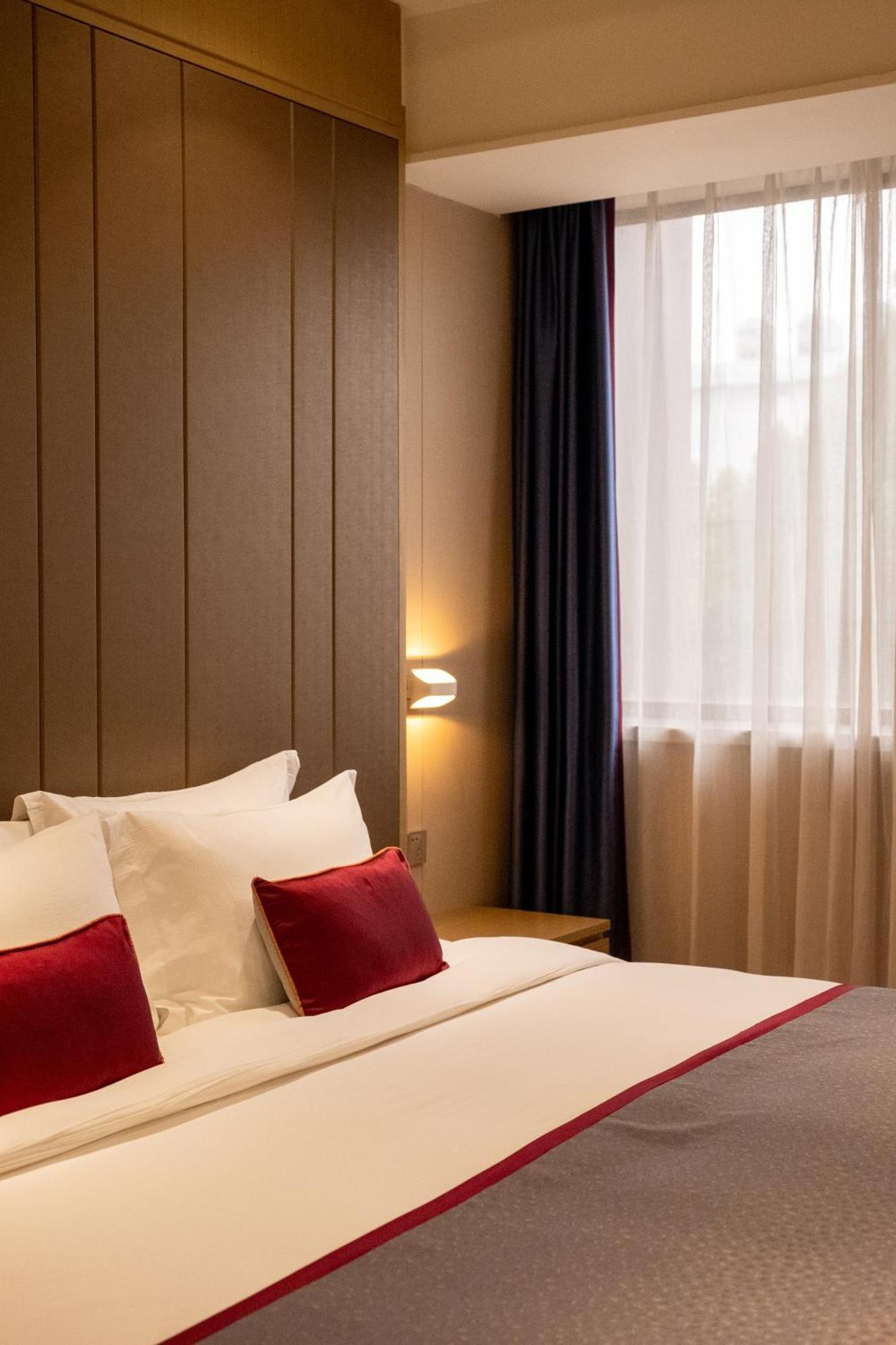 Shanghai-deco Hotel-free Shuttle Bus To Pudong Airport And Disneyland 4* Shanghai