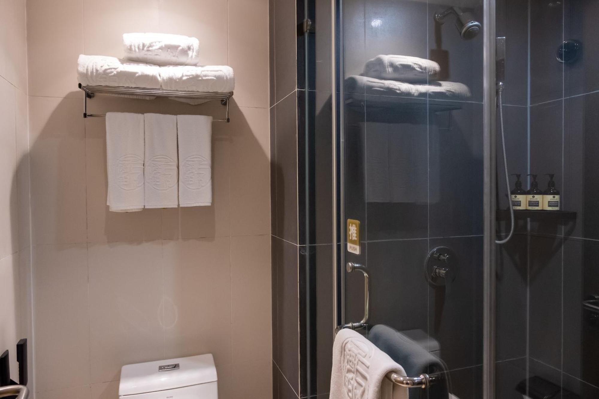 Hotel Shanghai-deco Hotel-free Shuttle Bus To Pudong Airport And Disneyland