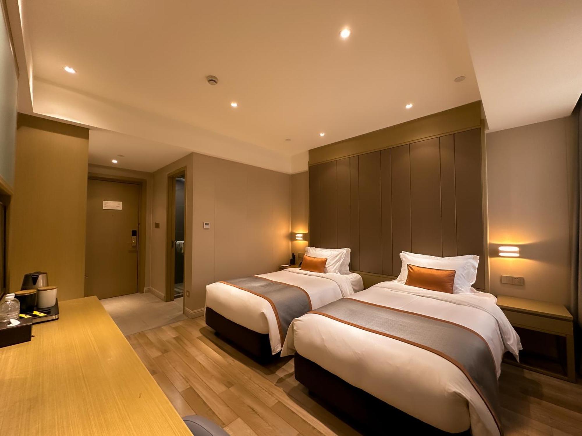 Shanghai-deco Hotel-free Shuttle Bus To Pudong Airport And Disneyland 4* Shanghai