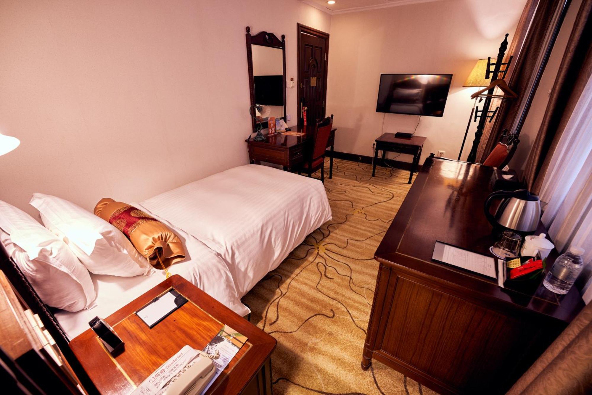 Otel Jin Jiang Pacific