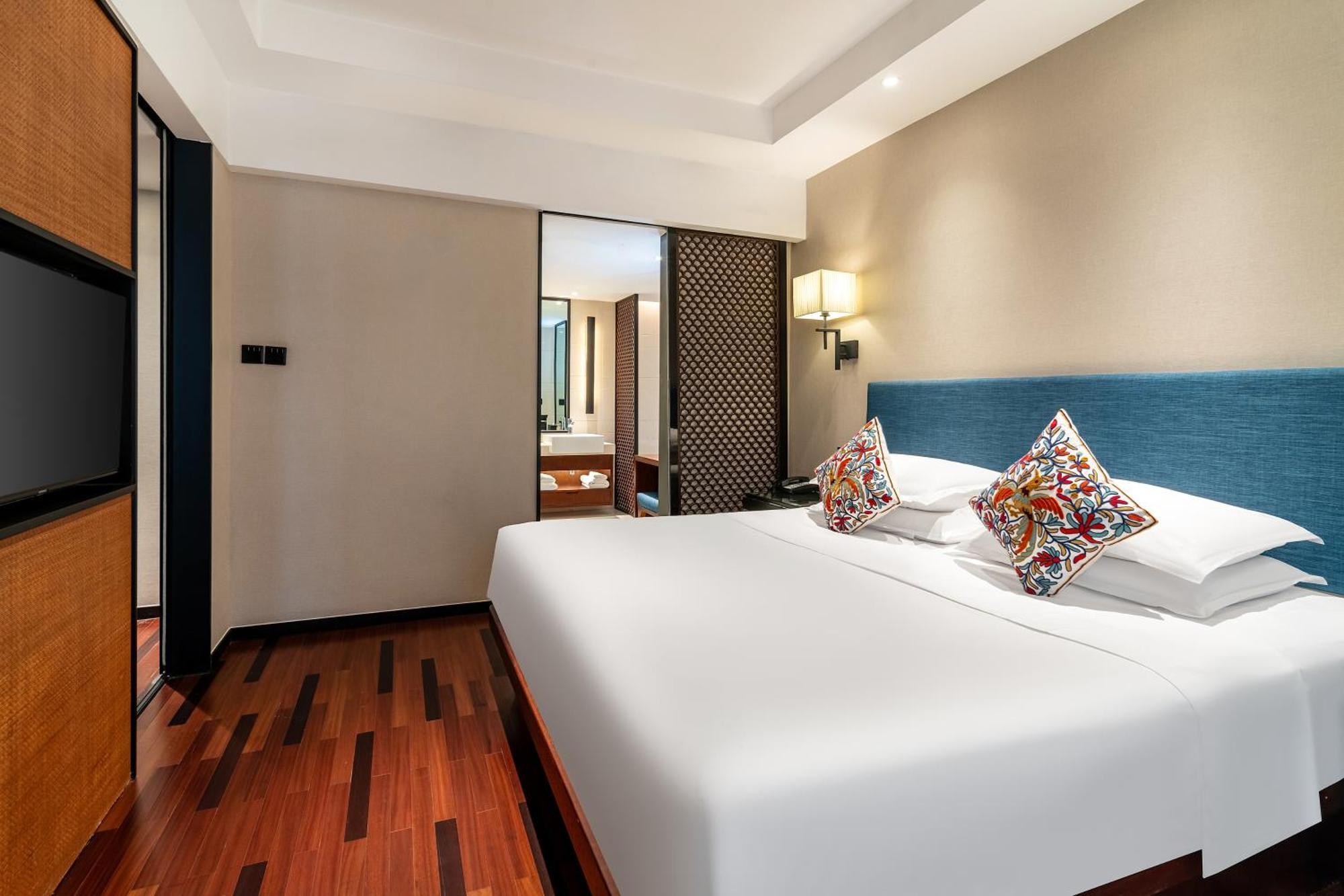 Hotel Ssaw Boutique Bund 4*