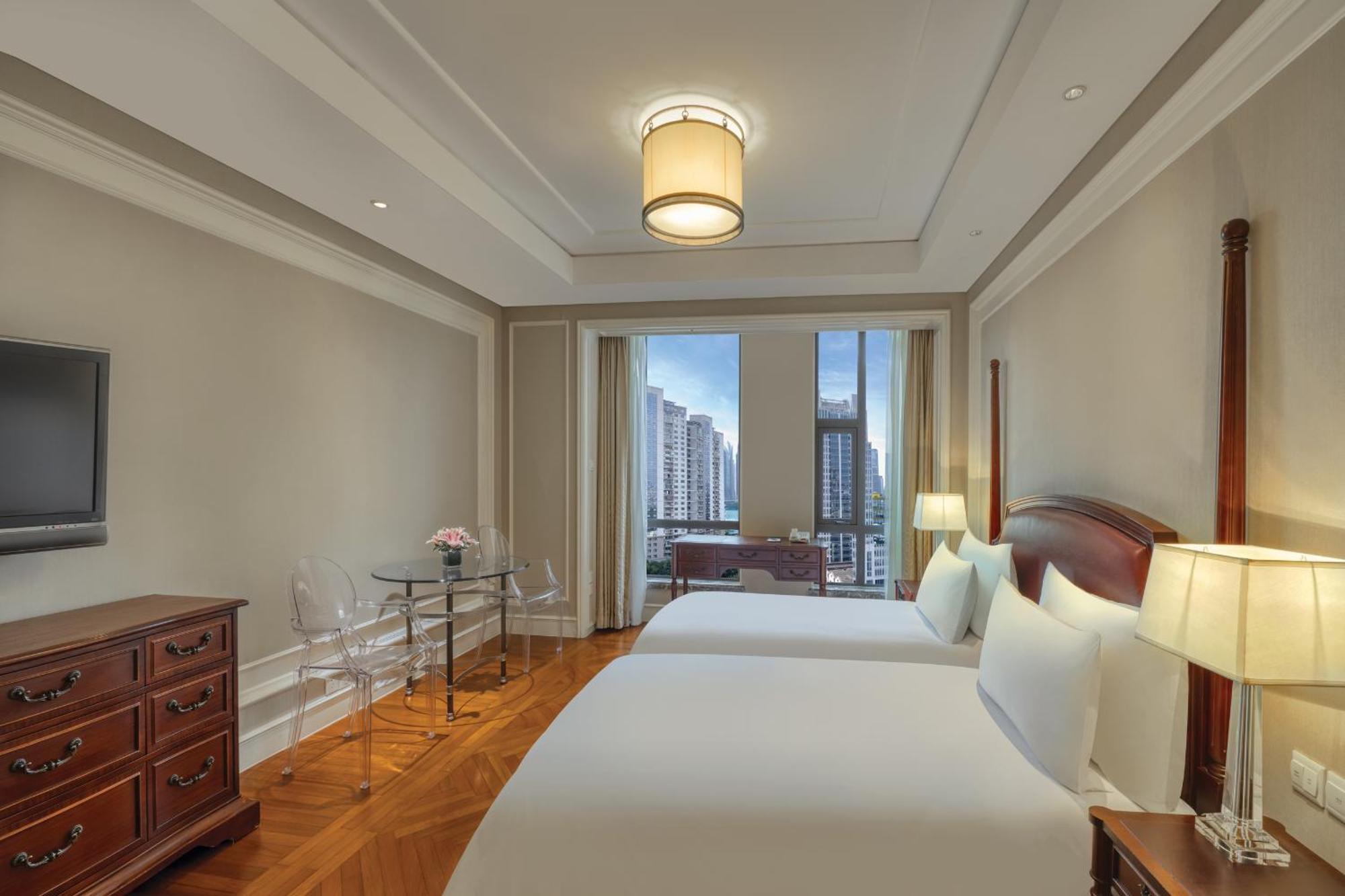 Sunrise On The Bund Hotel 5*