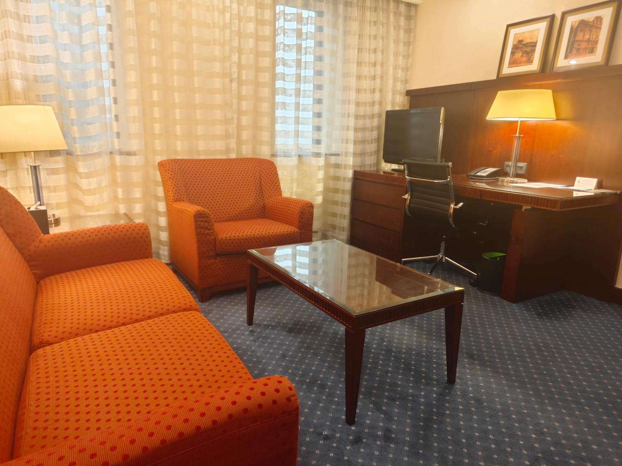 Hotel Courtyard By Marriott Pudong 4*