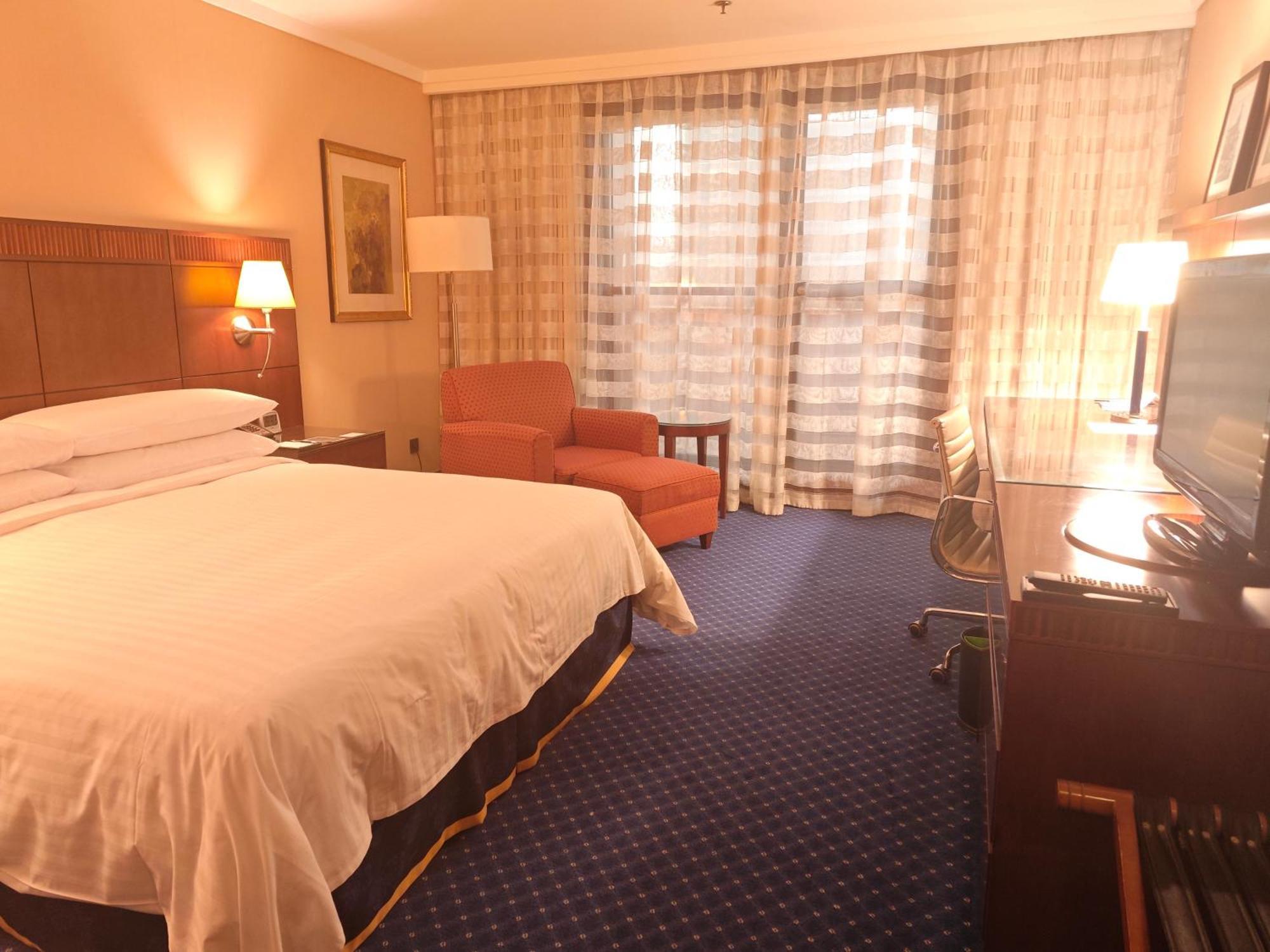 Courtyard By Marriott Pudong Hotel 4*