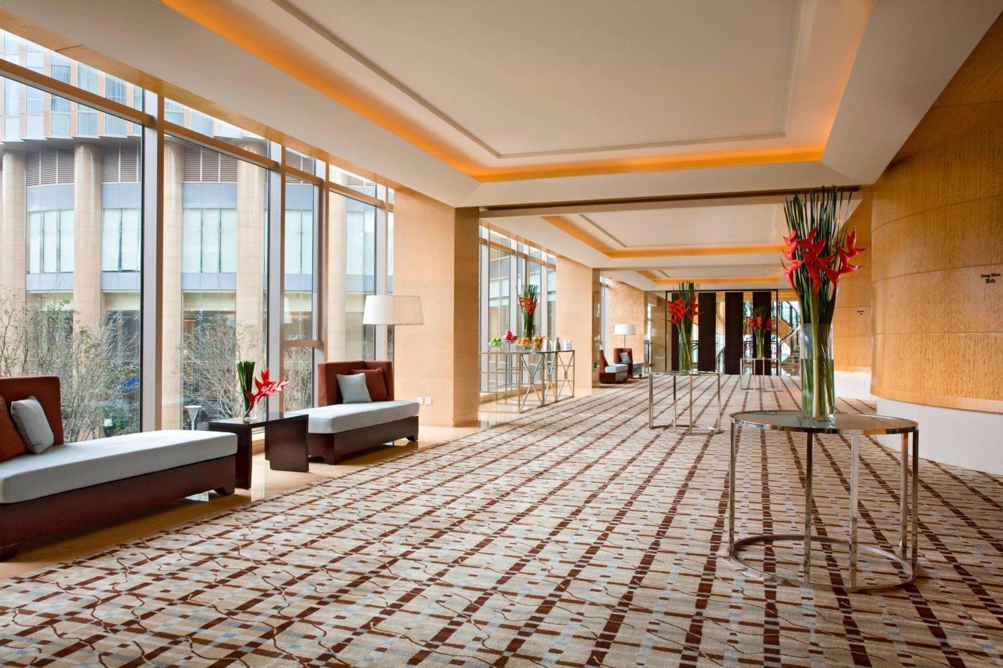Sheraton Grand Pudong & Residences 5* Shanghai