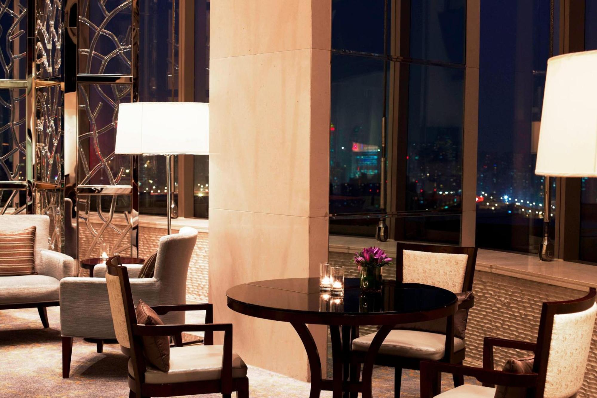 Sheraton Grand Pudong & Residences 5*