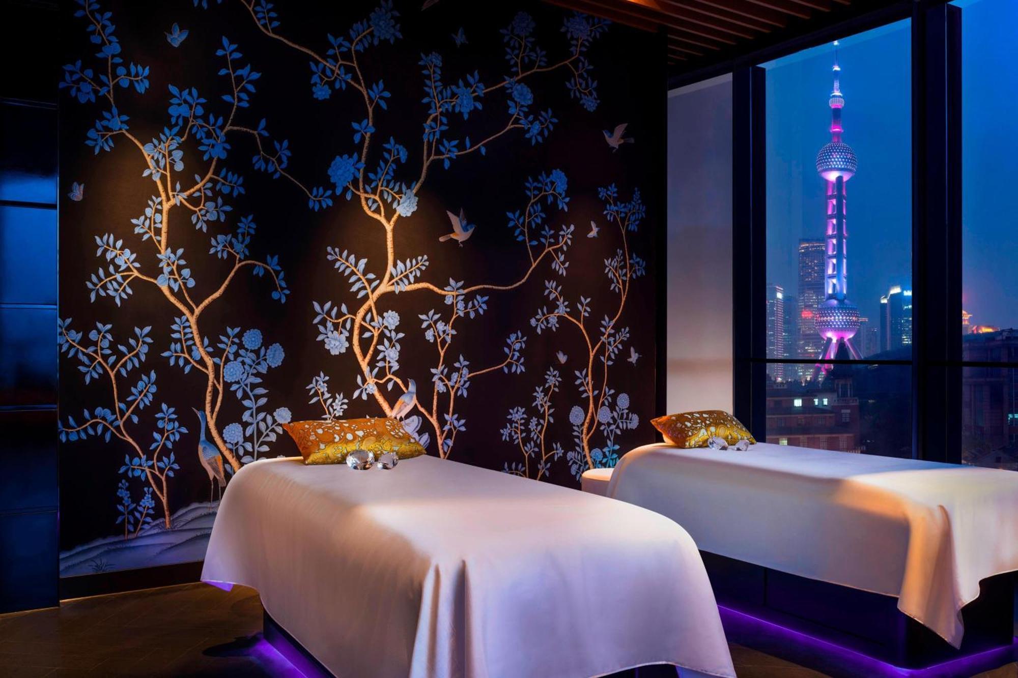 W - The Bund Hotel
